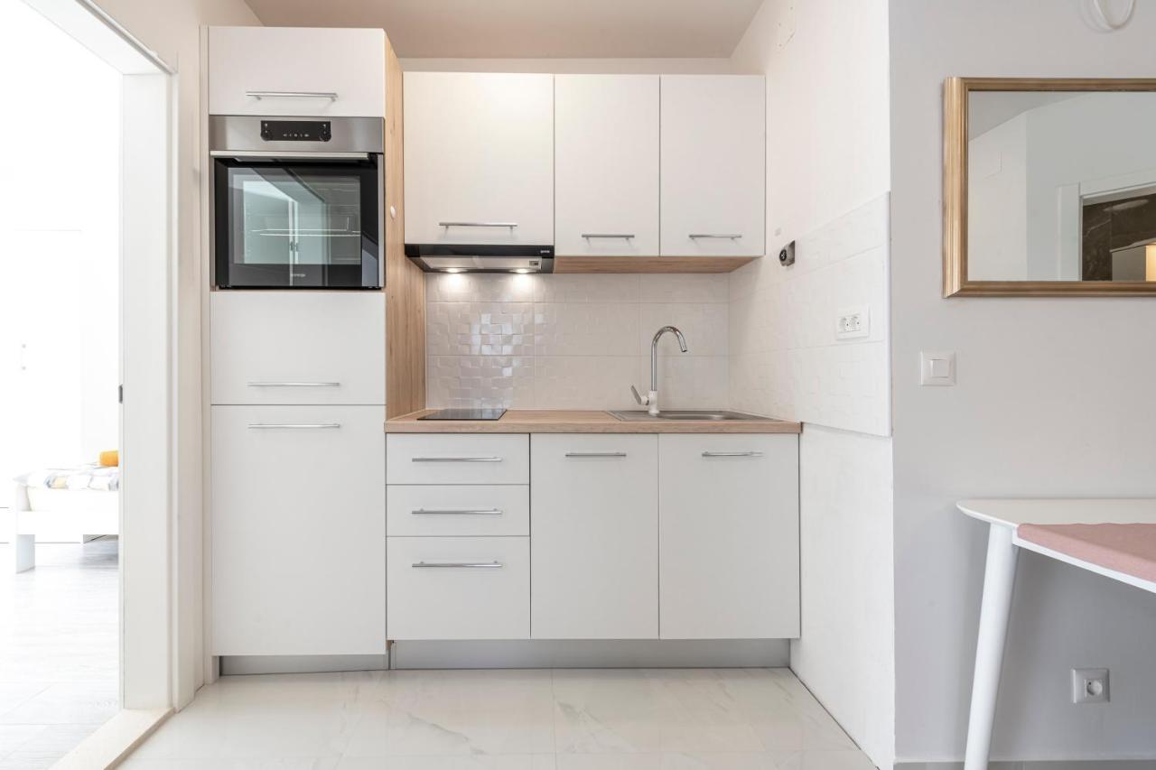 Apartments Kiki مْليني المظهر الخارجي الصورة