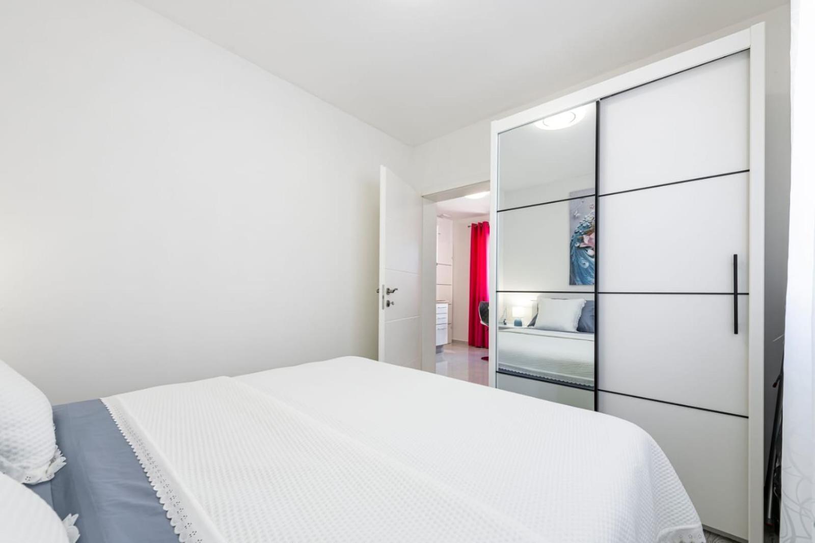 Apartments Kiki مْليني المظهر الخارجي الصورة